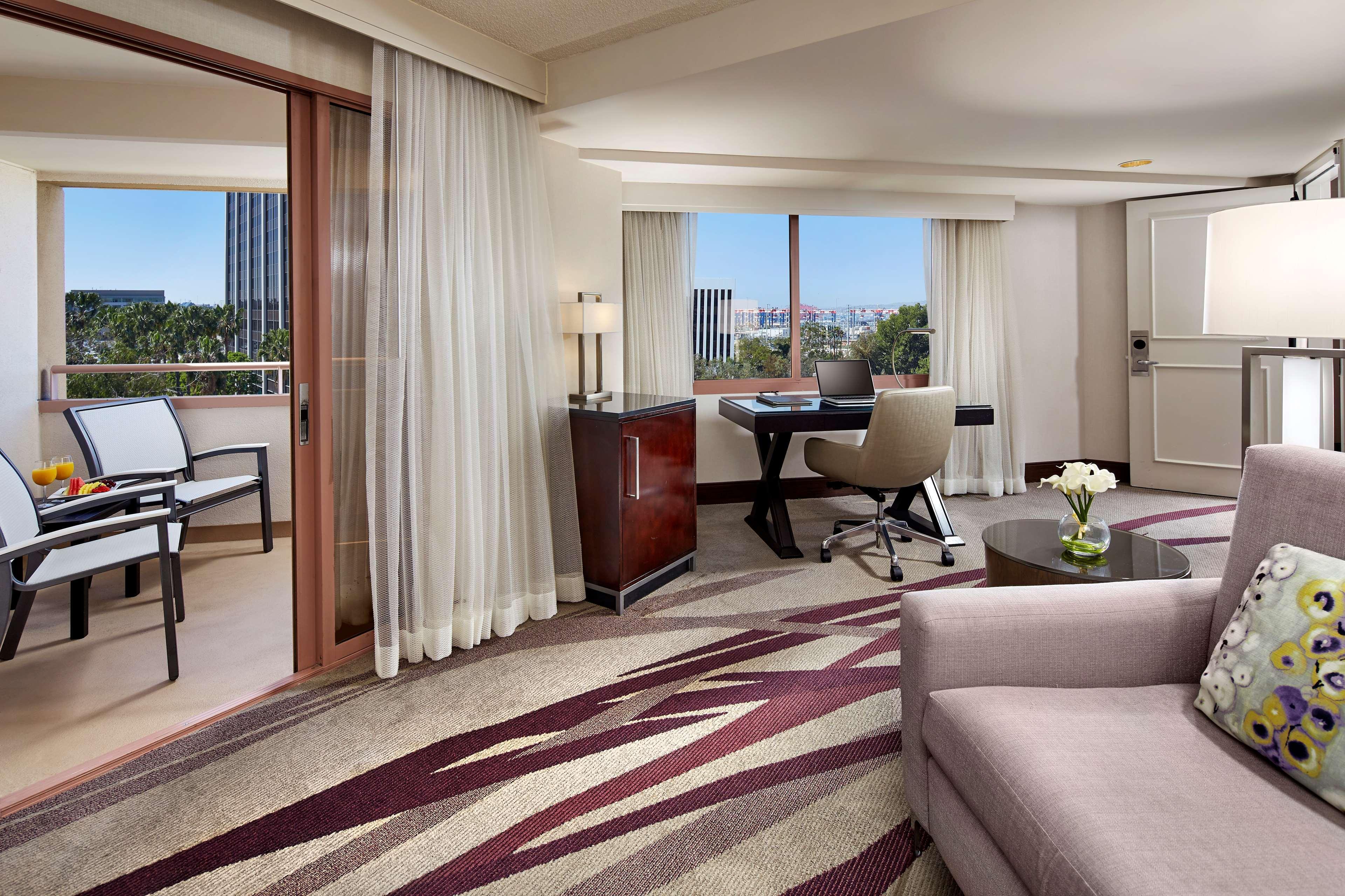 Hotel Hilton Long Long Beach